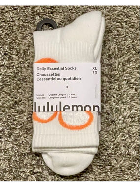 Lululemon Unisex Daily Essential Socks, Quarter Length, Size XL